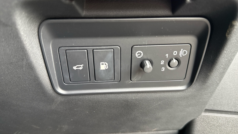 Land Rover Range Rover Evoque 1.5 P300e R-Dynamic S 5dr Auto Hatchback